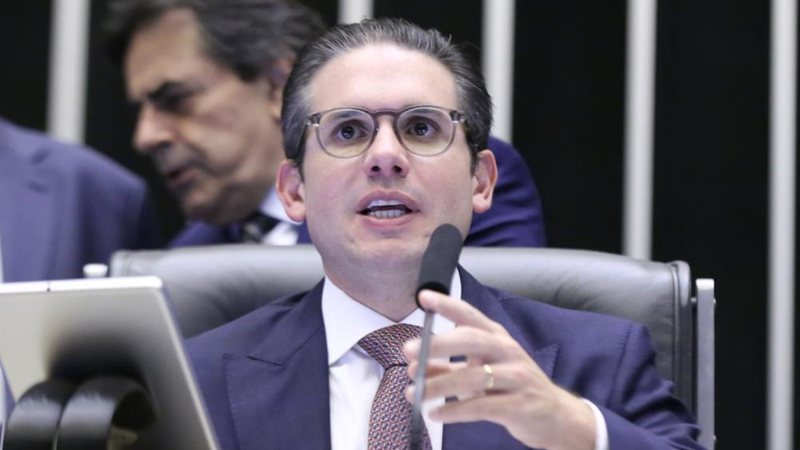 O presidente da Câmara dos Deputados, Hugo Motta, surpreendeu os líderes ao colocar a proposta em votação - Kayo Magalhães / Câmara dos Deputados