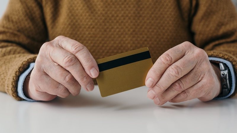 Na modalidade Crédito do Trabalhador, o saldo cresceu 4,1% de abril para maio - Envato