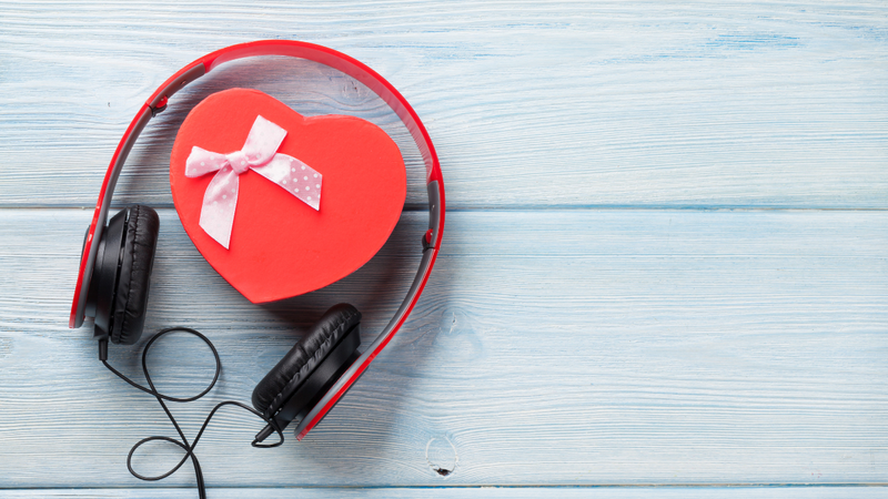 Torne o seu Dia dos Namorados mais especial com essa playlist - Foto: Envato Elements