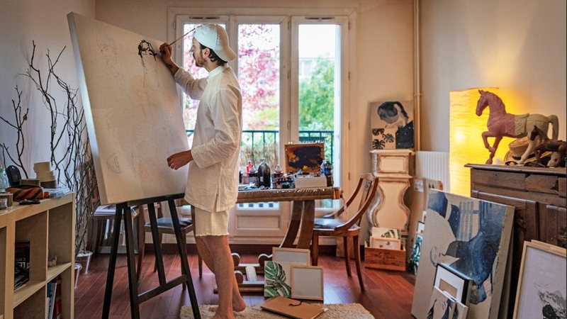 Tudo que se faz de forma “personalíssima”, sem precisar de funcionários dentro do apartamento, pode ser feito - Envato