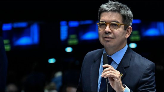 Randolfe Rodrigues afirmou que o governo irá sanar eventuais dispositivos que comprometam a conta de energia dos brasileiros - Andressa Anholete/Agência Senado