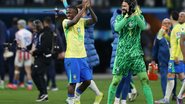 Vini Jr. e Alisson comemoram vitória sobre o Paraguai por 1x0 - Marlon Costa/AGIF/Estadão conteúdo