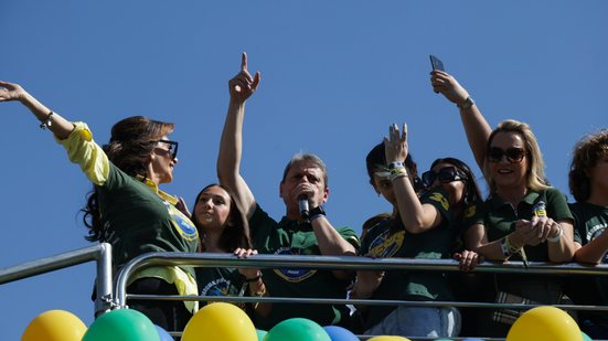 Marcha para Jesus em São Paulo conta com as presenças do governador Tarcísio de Freitas (Republicanos) e do prefeito Ricardo Nunes (MDB) - Fraga Alves/Enquadrar/Estadão Conteúdo