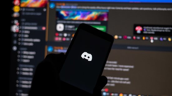 O Viva localizou, em buscas simples pelo TikTok e Instagram, diversas páginas e postagens com conotação sexual infantil ou com invites (convites virtuais) para servidores de conversa - Adobe Stock
