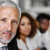 Empresas ainda estão aprendendo a fazer contratações de pessoas 50+ e trabalhar a retenção - Envato