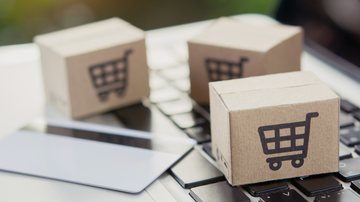 Junto com as promoções, vêm também os alertas sobre falsos descontos e fraudes - Envato