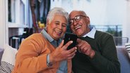 A proporção de idosos conectados à internet no País subiu de 44,8% em 2019 para 69,8% em 2024 - Adobe Stock