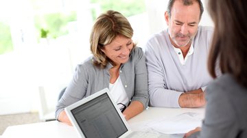 A pesquisa envolveu mais de 2,8 mil adultos com 50 anos ou mais - Foto: Adobe Stock