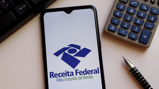 Em uma primeira versão de seu parecer, apresentada na quinta passada, Lira ampliou o desconto para quem ganha até R$ 7.350 por mês - Adobe Stock