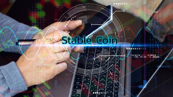 Nova lei nos EUA regula mercado de stablecoins, as criptomoedas com lastro em dinheiro - Adobe Stock