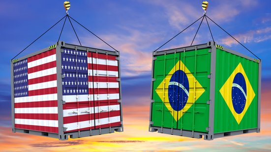 Tarifa de 50% imposta por Trump ao Brasil tem impacto, mas sem desastre no PIB - Adobe Stock