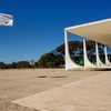 Bandeira do Mercosul na frente do Palácio do Planalto: Brasil assume a presidência do bloco pelos próximos seis meses - Adobe Stock