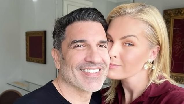 "Primeiro jantar juntos", celebrou Ana - Reprodução/Instagran/@ahickmann