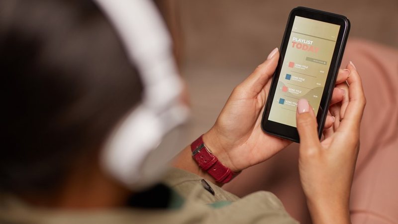 A solução passou por um período de testes, com pessoas com essa deficiência, incluindo a atriz Benedita Casé - Envato
