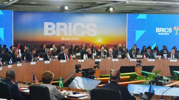 Visão geral de sessão plenária durante a 17ª Cúpula do BRICS, realizada no Museu de Arte Moderna (MAM), no Rio de Janeiro, neste domingo - Paulo Carneiro/Ato Press/Estadão Conteúdo