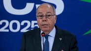 O chanceler Mauro Vieira assina a carta e endereçada ao secretário de Comércio dos EUA juntamente com Alckmin - Joédson Alves/Agência Brasil