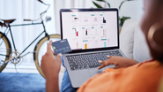 Com a popularização das compras pela internet, surgem também os desafios de manter a segurança - Foto: Envato Elements