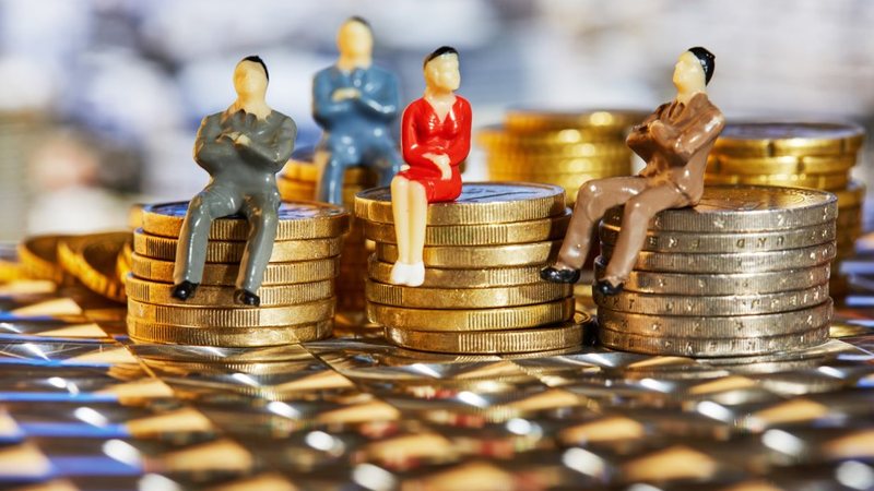Após solicitar a proposta pela carteira, o trabalhador recebe ofertas em até 24 horas - Envato