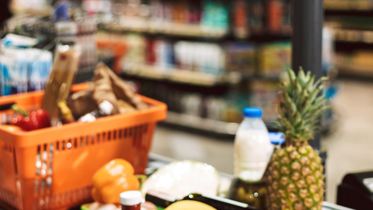Resultado confirma a resiliência do consumo, mesmo diante da inflação elevada no grupo de alimentos e bebidas - Adobe Stock
