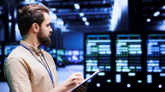 Brasil vive expectativa de ampliar sua infraestrutura de data centers, inclusive com impulso estatal - Envato