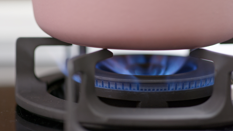 Com o frio, é natural que as famílias passem mais tempo em casa e usem mais gás - Foto: Envato Elements