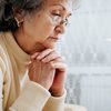 Comportamentos mais introspectivos e menor exposição ao sol fazem do inverno um período crítico para a saúde emocional e cardíaca - Envato