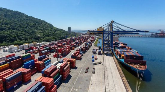 Tarifaço de 50% imposto pelos Estados Unidos afeta a exportação de produtos brasileiro para o país - Diego Baravelli / Minfra