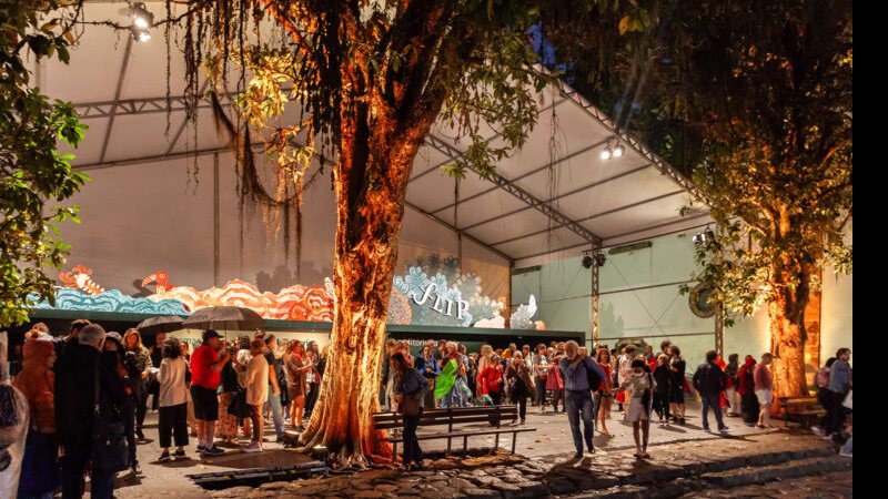 A festa literária de Paraty, que vai até o domingo 3 de agosto, já está com quase todas as mesas esgotadas - Foto: Divulgação