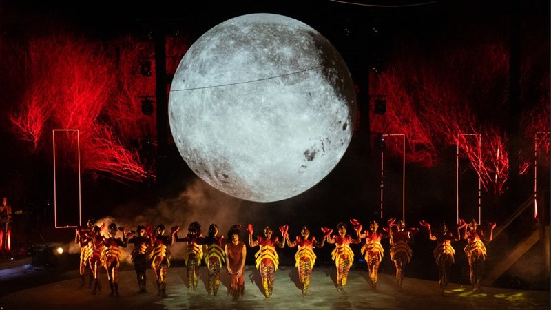 A apresentação ocorre no “Anfiteatro Ancestral”, e oferece uma experiência que integra arte, história e o respeito aos sítios arqueológicos - Foto: Joaquim Tomaz