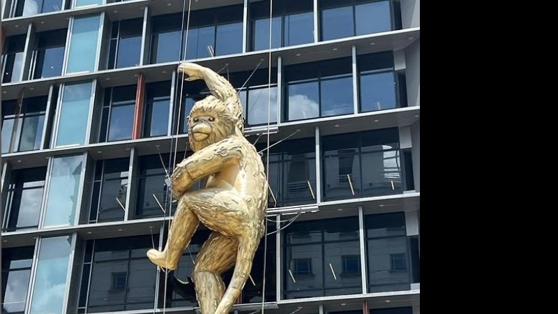 Obra "Golden Monkey" será instalada no prédio B32, na Faria Lima - Reprodução Instagram @lisaroet