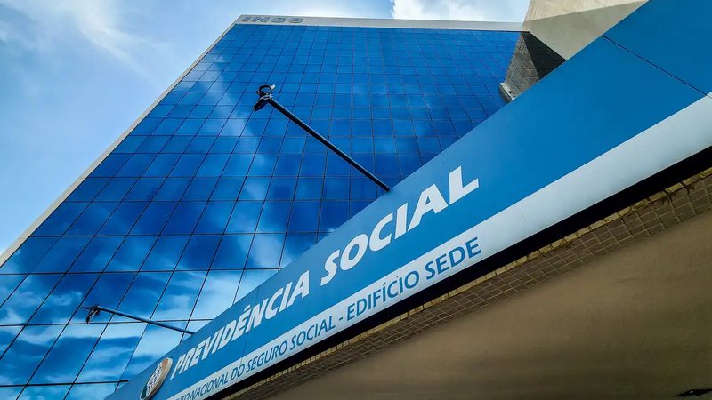 A MP foi publicada em 16 de abril e precisa ser votada pelos plenários da Câmara e do Senado até 26 de agosto para não perder a validade - Rafa Neddermeyer/Agência Brasil