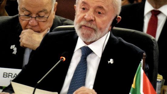 O presidente Lula na sessão plenária do encontro dos Brics, nesta segunda-feira - Felix Averbug/Ato Press/Estadão Conteúdo
