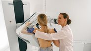 A Organização Mundial da Saúde (OMS) diz que idealmente os exames deveriam ser realizados em ao menos 70% das mulheres nessa faixa etária - Envato