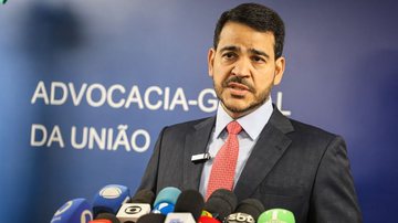 O ministro da Advocacia-Geral da União, Jorge Messias, representará o governo na audiência marcada para terça-feira, 15 - Reprodução