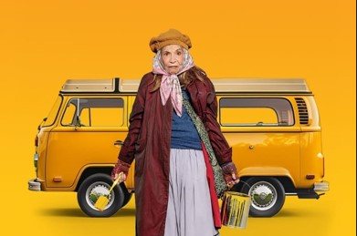 Nathalia Timberg estrela a peça "A mulher da van", em São Paulo - Reprodução Instagram