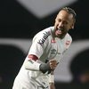 Neymar comemora seu gol na partida entre o Santos e Flamengo válida pela 14ª rodada do Campeonato Brasileiro - Guilherme Dionízio/Código19/Estadão Conteúdo