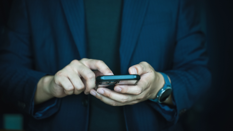 A plataforma também afirma que a IA não tem acesso a outras conversas do usuário - Envato Elements