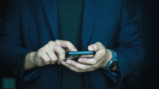 A plataforma também afirma que a IA não tem acesso a outras conversas do usuário - Envato Elements