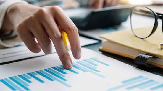 Para quem está começando em finanças e investimentos - Foto: Envato Elements