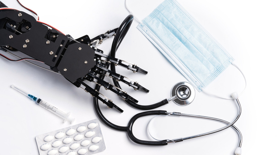 Uma cirurgia praticada por um robô - Envato