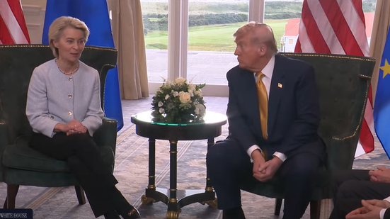 Donald Trump, e a presidente da Comissão Europeia, Ursula von der Leyen, fecharam neste domingo - Reprodução/YouTube/@TheWhiteHouse