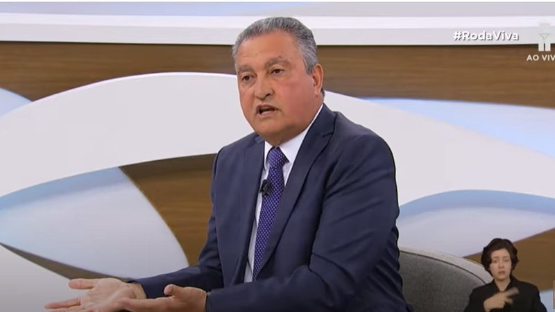 O ministro da Casa Civil, Rui Costa, minimizou a crise entre o Palácio do Planalto e o Congresso - Reprodução/Youtube TV Cultura