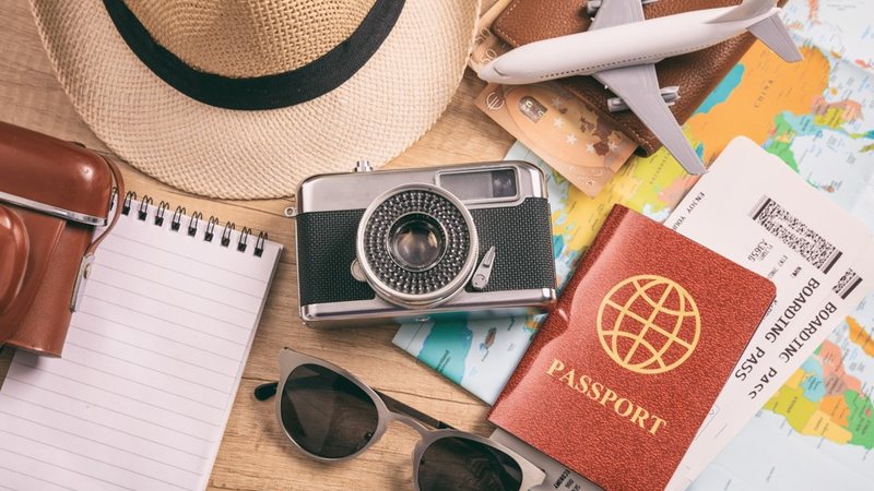 Seguro viagem 60+: saiba como escolher a melhor proteção para suas férias