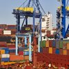 Presidente norte-americano erra e abre uma frente que fortalece a posição do governo brasileiro, avalia o ex-ministro - Envato