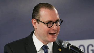 O ministro Cristiano Zanin, presidente da 1ª Turma do Supremo Tribunal Federal, foi quem convocou a sessão virtual - Fabio Rodrigues-Pozzebom / Agência Brasil