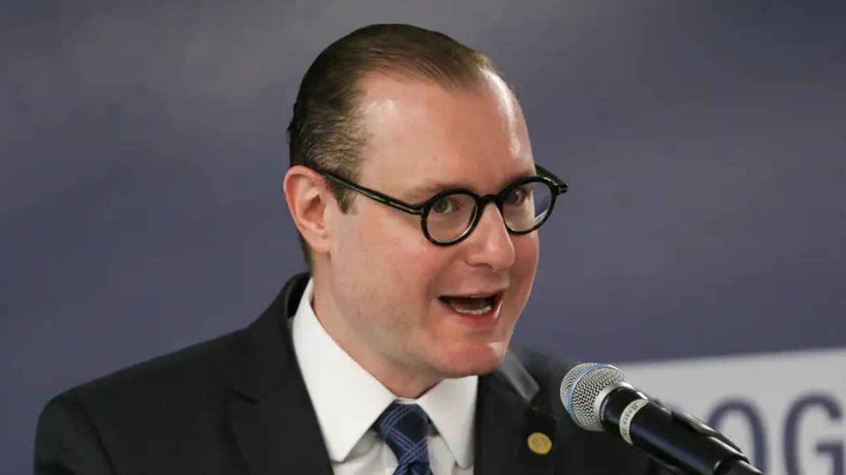 O ministro Cristiano Zanin, presidente da 1ª Turma do Supremo Tribunal Federal, foi quem convocou a sessão virtual - Fabio Rodrigues-Pozzebom / Agência Brasil