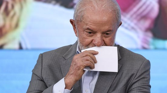 54% consideram que ele deveria desistir do pleito e 44% apoiam a ideia de reeleição - Marcelo Camargo/Agência Brasil