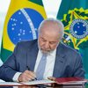 Lula disse que poderia até taxar produtos dos EUA, mas decidiu não fazê-lo por não querer adotar o mesmo comportamento de Trump - Ricardo Stuckert / PR