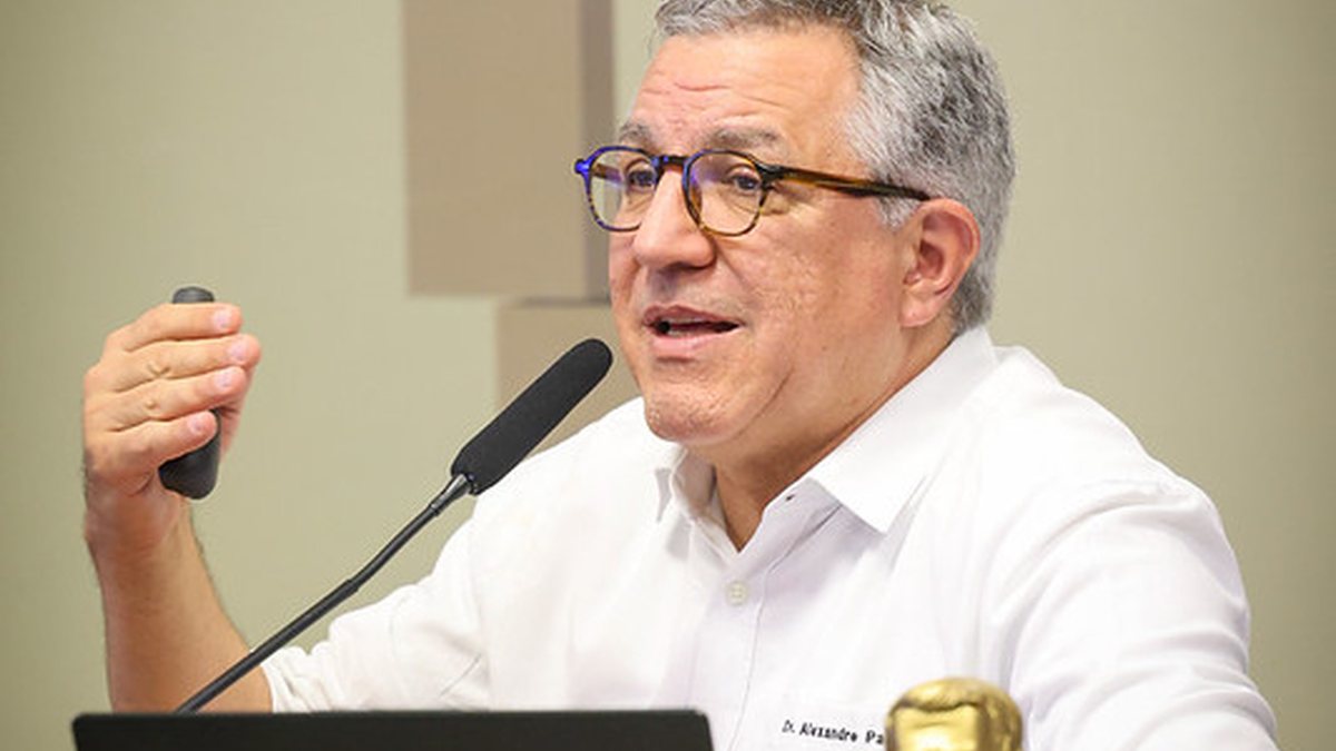 "O Mais Médicos, assim como o PIX, sobreviverá aos ataques injustificáveis", escreveu o ministro Alexandre Padilha no X - Walterson Rosa/MS