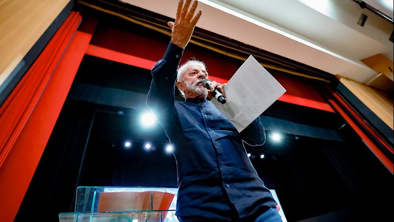Em sua conta na rede social X, Lula disse que Putin compartilhou informações a respeito de suas discussões com os EUA - Ricardo Stuckert / PR